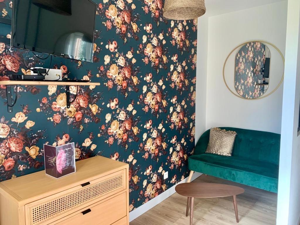 Le Rosegarden Au Pied De La Gare De Appartement *